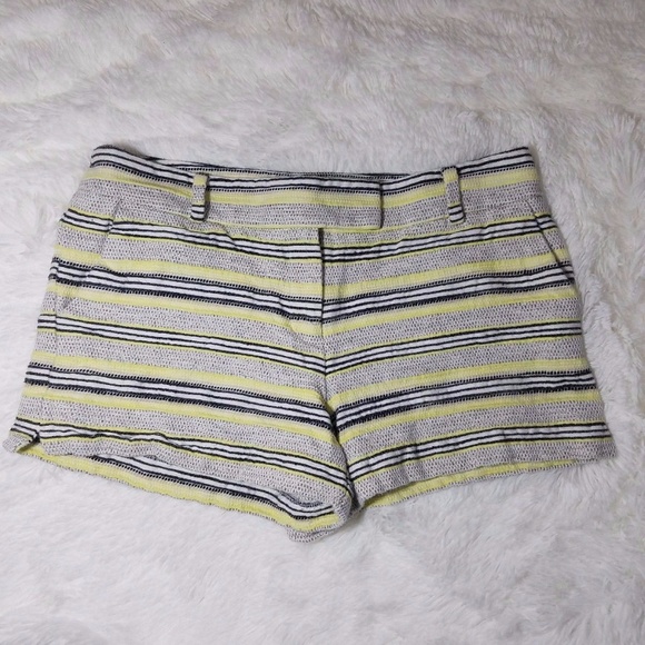 ANN TAYLOR LOFT THE RIVIERA SHORT STRIPED POCKET - Picture 2 of 6